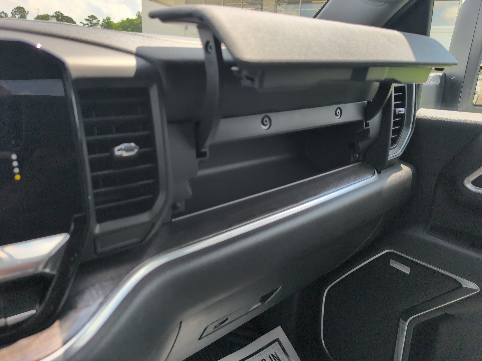 Used 2025 Chevrolet Silverado 2500 LTZ w/ LTZ Convenience Package AWD/4WD image 38