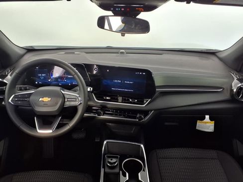 New 2026 Chevrolet Equinox LT image 8