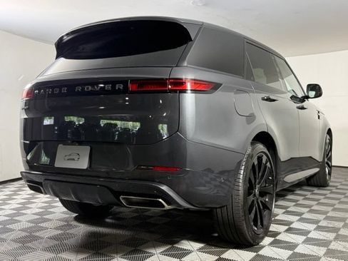 Used 2025 Land Rover Range Rover Sport Dynamic SE AWD/4WD image 8