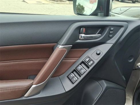 Used 2018 Subaru Forester 2.5i Touring w/ Popular Package #2 image 10