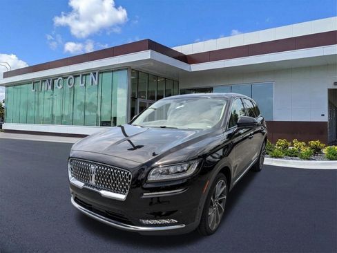 Certified 2023 Lincoln Nautilus Reserve w/ Equipment Group 202A image 9