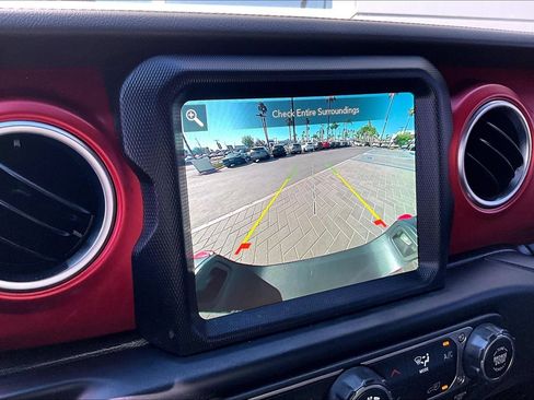 Used 2022 Jeep Gladiator Rubicon w/ LED Lighting Group AWD/4WD image 21