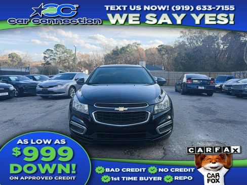 Used 2015 Chevrolet Cruze LT image 2