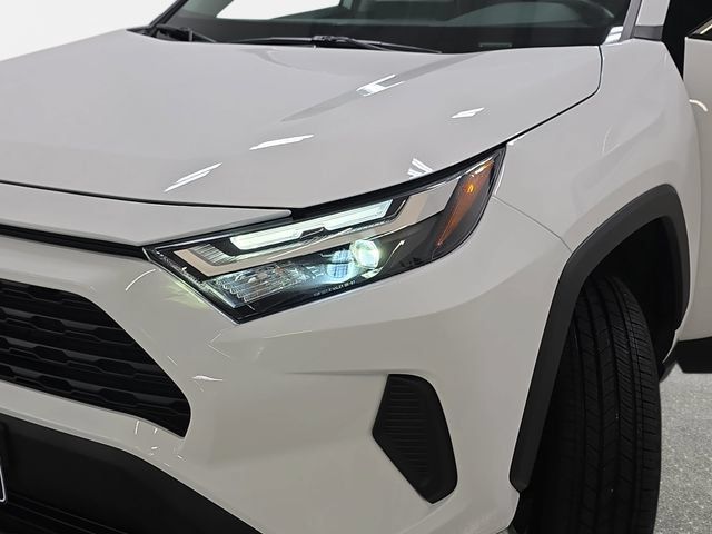 Certified 2025 Toyota RAV4 XLE AWD/4WD image 27