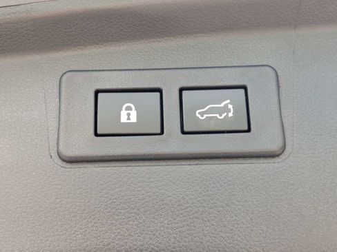 Certified 2025 Subaru Outback Premium AWD/4WD image 15
