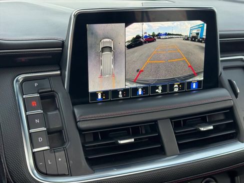 Used 2021 Chevrolet Tahoe RST w/ Luxury Package AWD/4WD image 26