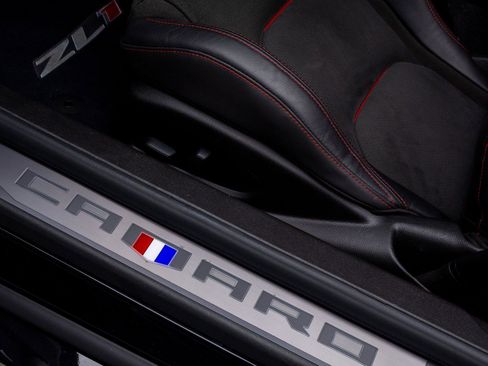 Used 2022 Chevrolet Camaro ZL1 RWD image 34