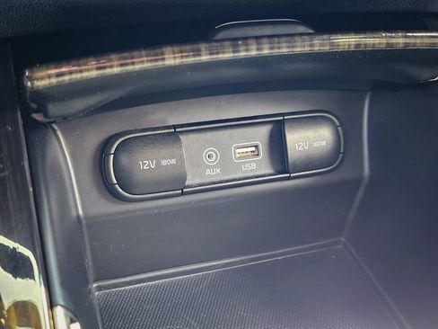Used 2019 Kia Sorento EX AWD/4WD image 25
