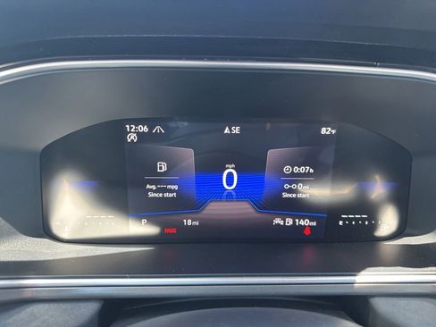 New 2026 Volkswagen Taos SE AWD/4WD image 17