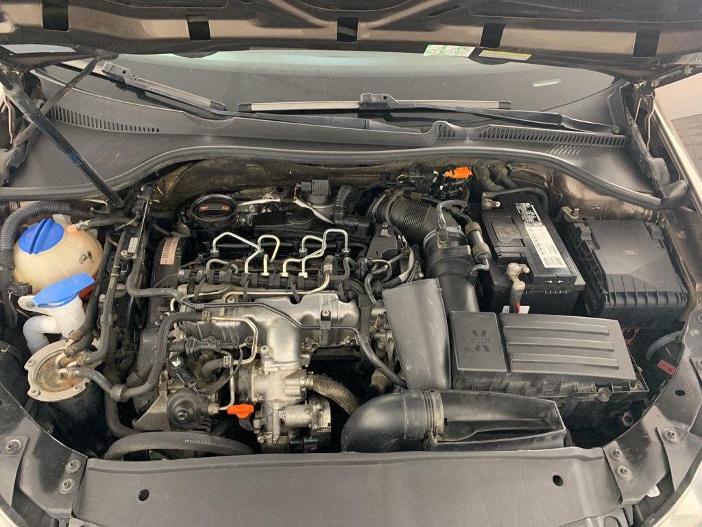 Used 2012 Volkswagen Jetta TDI FWD image 11
