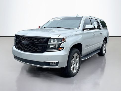 Used 2020 Chevrolet Suburban Premier RWD image 7
