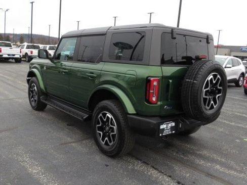 Used 2025 Ford Bronco Outer Banks image 5