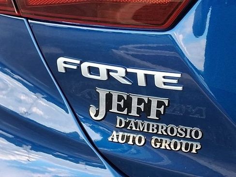 Used 2022 Kia Forte LXS w/ LXS Technology Package FWD image 34