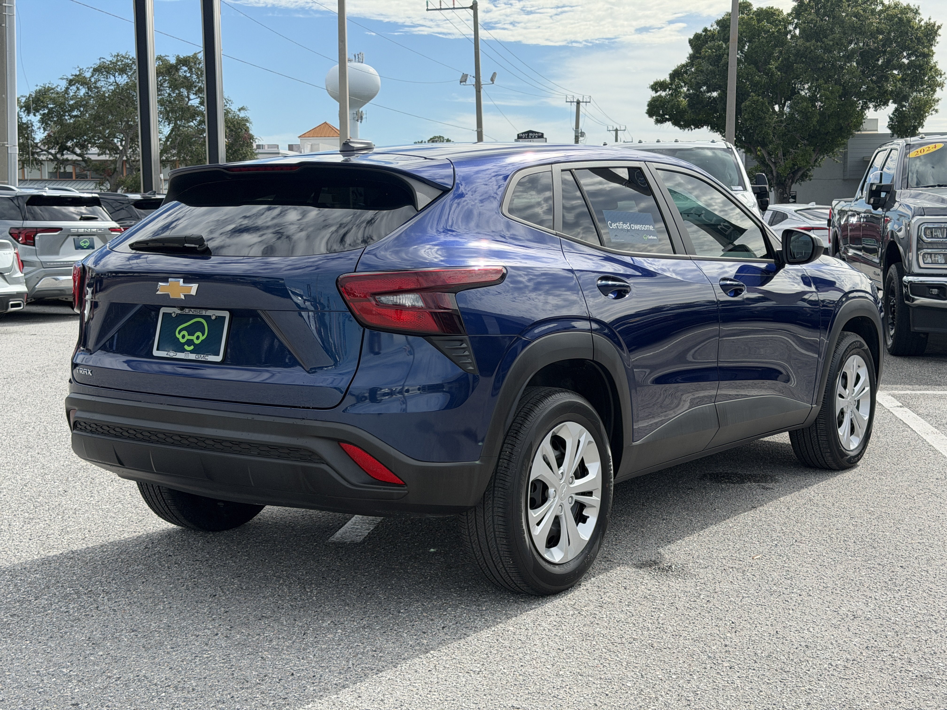 Certified 2024 Chevrolet Trax LS w/ Driver Confidence Package FWD image 7
