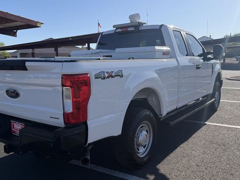 Used 2019 Ford F250 XL w/ Power Equipment Group AWD/4WD image 5