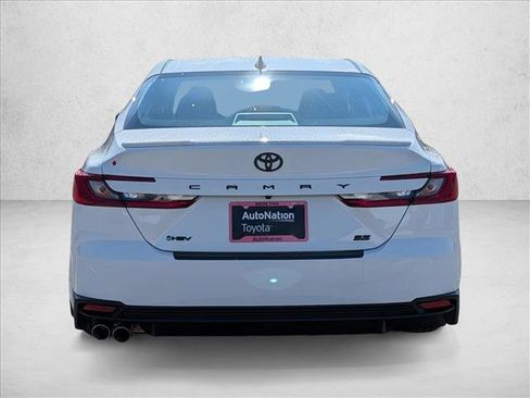 New 2026 Toyota Camry SE image 8