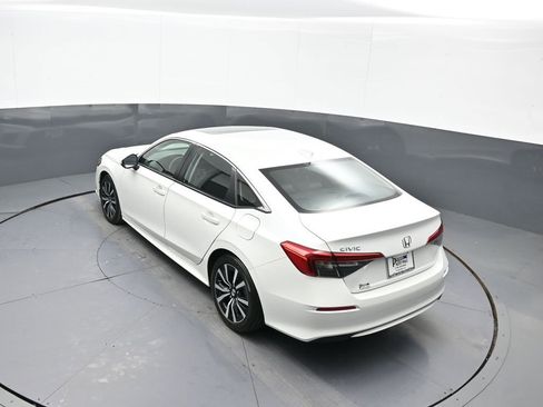 Certified 2024 Honda Civic EX image 38