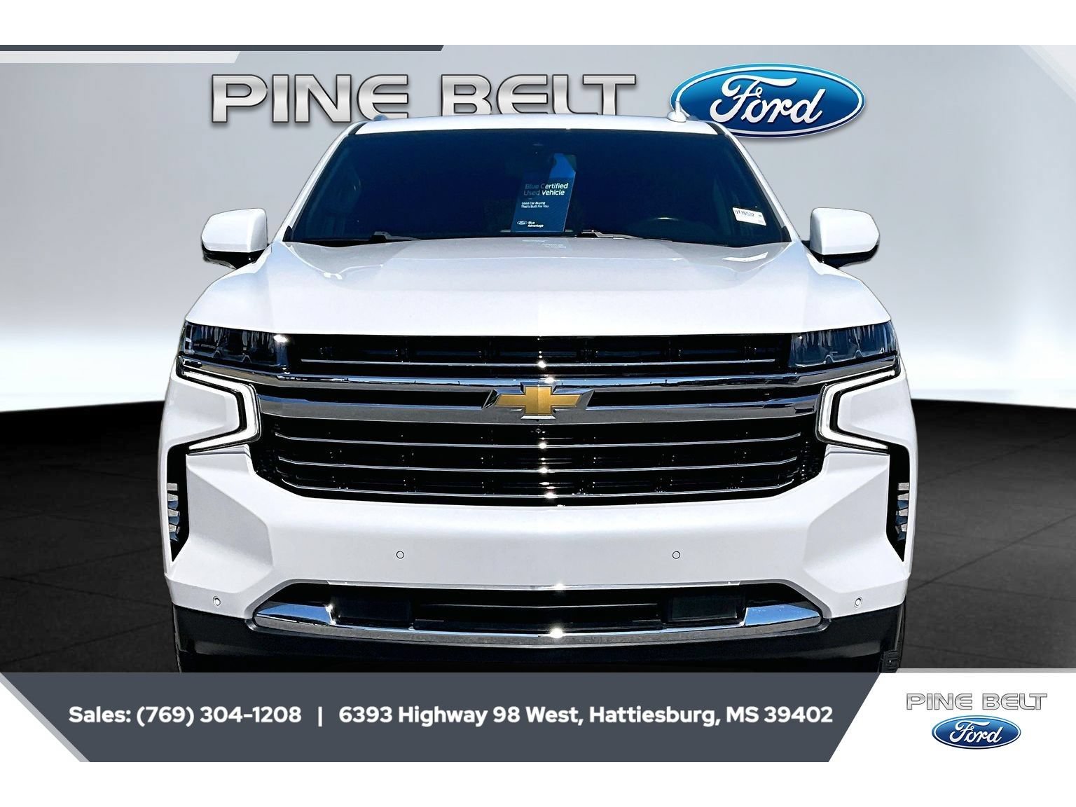 Used 2022 Chevrolet Tahoe LT w/ Luxury Package AWD/4WD image 3