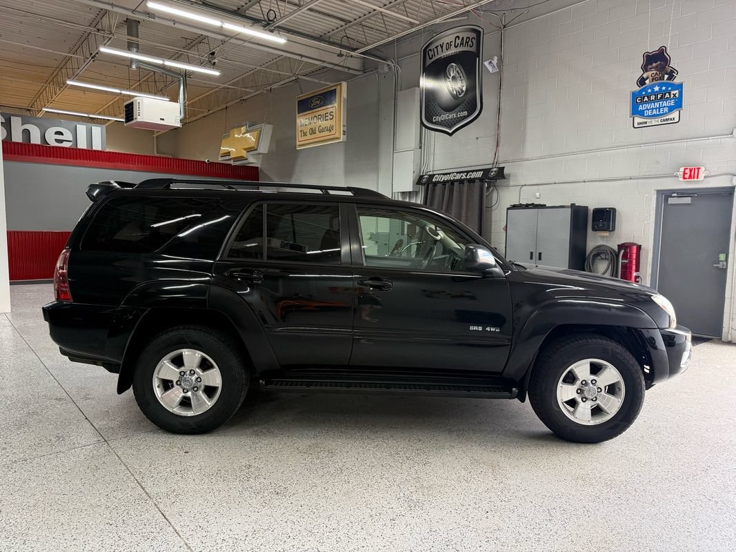 Used 2005 Toyota 4Runner SR5 AWD/4WD image 6