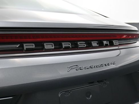 New 2026 Porsche Panamera 4 image 14