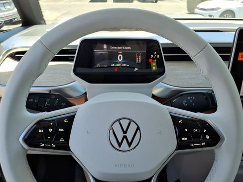 New 2025 Volkswagen ID. Buzz 1st Edition AWD/4WD image 15