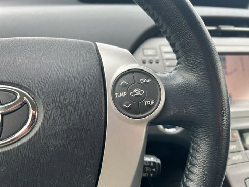 Used 2013 Toyota Prius Four image 36