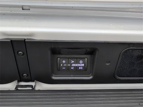 Used 2024 GMC Sierra 3500 Denali Ultimate image 9