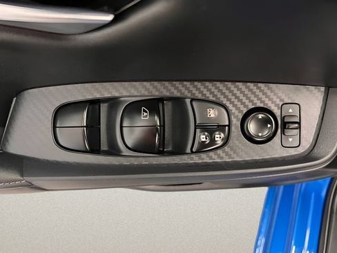 Used 2025 Nissan Sentra SV FWD image 12
