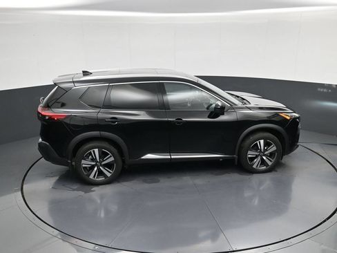 Certified 2023 Nissan Rogue SL w/ SL Premium Package AWD/4WD image 33