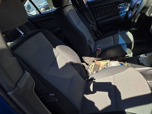 Used 2014 Ford Taurus AWD image 22