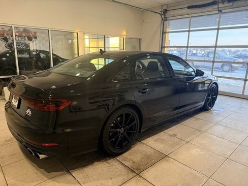 Used 2023 Audi S8 4.0T image 5