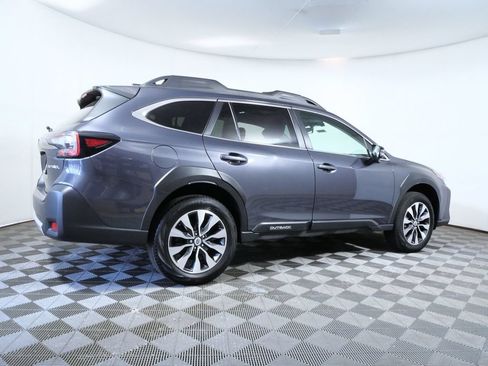 Used 2023 Subaru Outback Limited AWD/4WD image 6