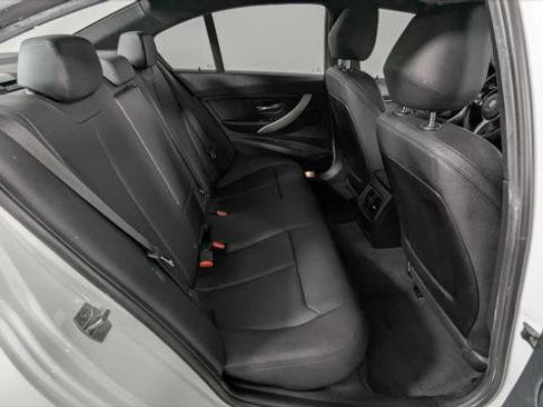 Used 2016 BMW 320i Sedan image 21