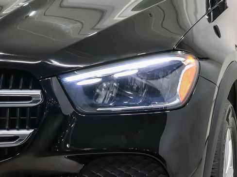 Used 2024 Mercedes-Benz GLE 350 4MATIC w/ 3rd Row Seat Package image 7