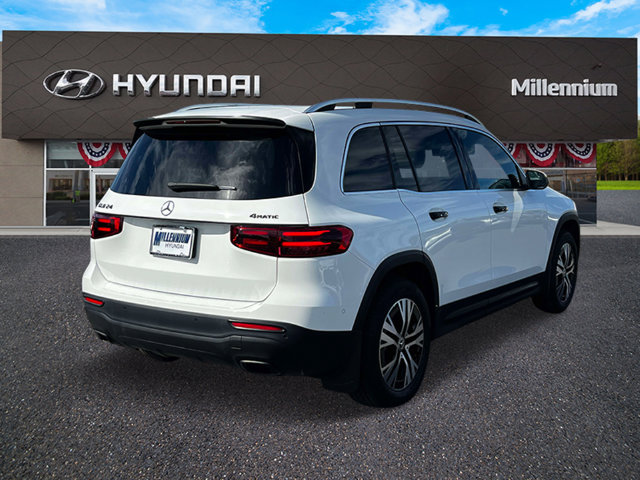 Used 2024 Mercedes-Benz GLB 250 4MATIC image 8