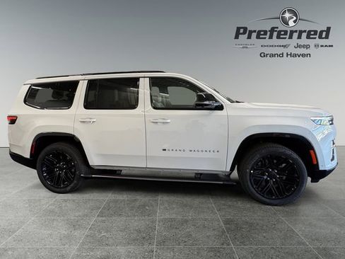 New 2026 Jeep Grand Wagoneer Limited AWD/4WD image 8