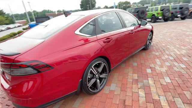 Certified 2023 Honda Accord Sport image 9