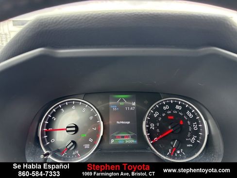 Used 2022 Toyota RAV4 XLE image 18