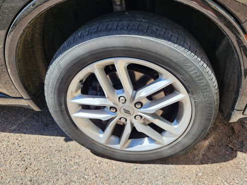 Used 2024 Dodge Durango GT AWD/4WD image 8