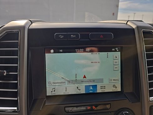 Used 2016 Ford F150 Lariat image 5