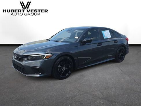 Used 2024 Honda Civic Sport image 2
