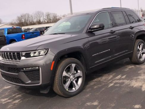 New 2026 Jeep Grand Cherokee Limited AWD/4WD image 4