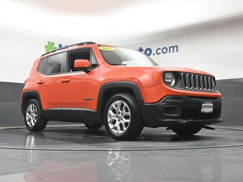 Used 2015 Jeep Renegade Latitude FWD image 26