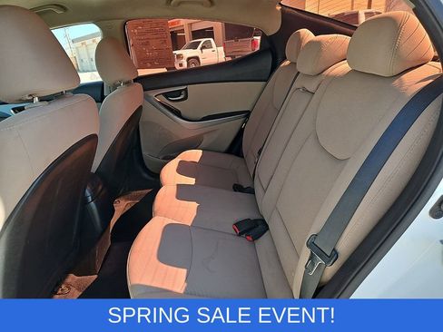 Used 2016 Hyundai Elantra SE image 11