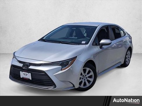 Used 2024 Toyota Corolla LE FWD image 1
