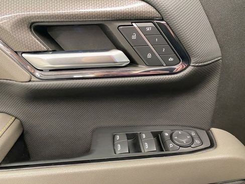 Used 2024 Chevrolet Silverado 1500 ZR2 w/ Technology Package image 25