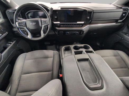 Used 2023 Chevrolet Silverado 1500 RST AWD/4WD image 6