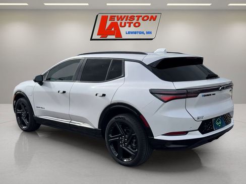 Certified 2024 Chevrolet Equinox EV RS AWD/4WD image 3