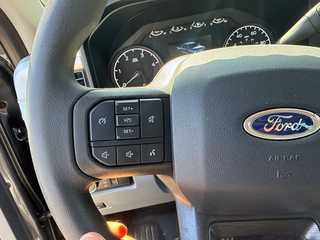 Used 2026 Ford F250 XL w/ XL Off-Road Package AWD/4WD image 15