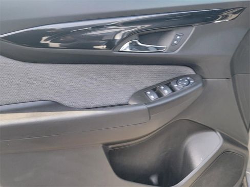 Used 2025 Chevrolet TrailBlazer LT image 9